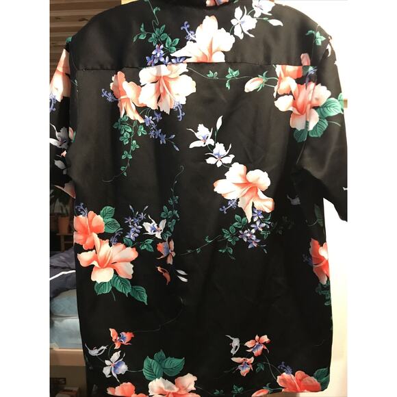 Hawaii Nei Honolulu Vintage Men’s L Black Floral Short Sleeve Button Shirt - Picture 11 of 12
